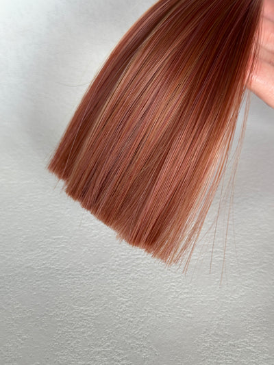 レッドブラウン05の色見本