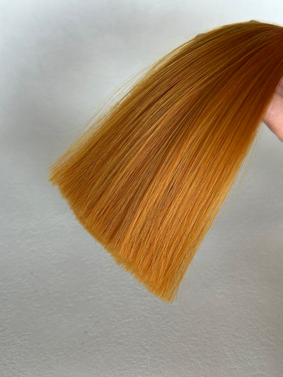 イエローブラウン12の色見本