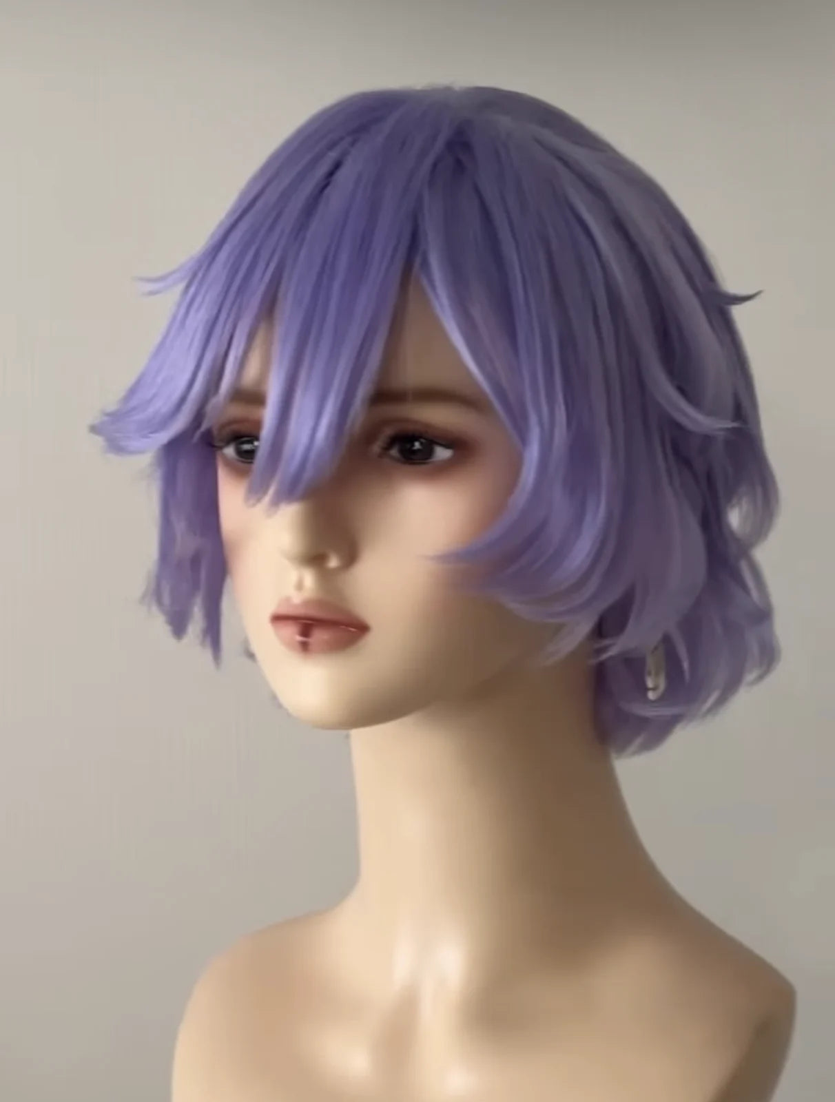 完成した紫色のウィッグ